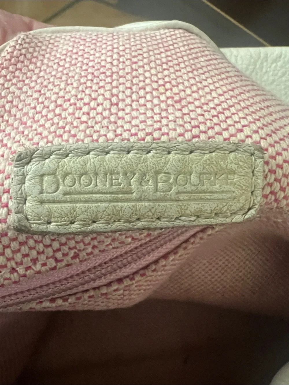 Dooney & Bourke Cream Leather Shoulder Hobo fair condition